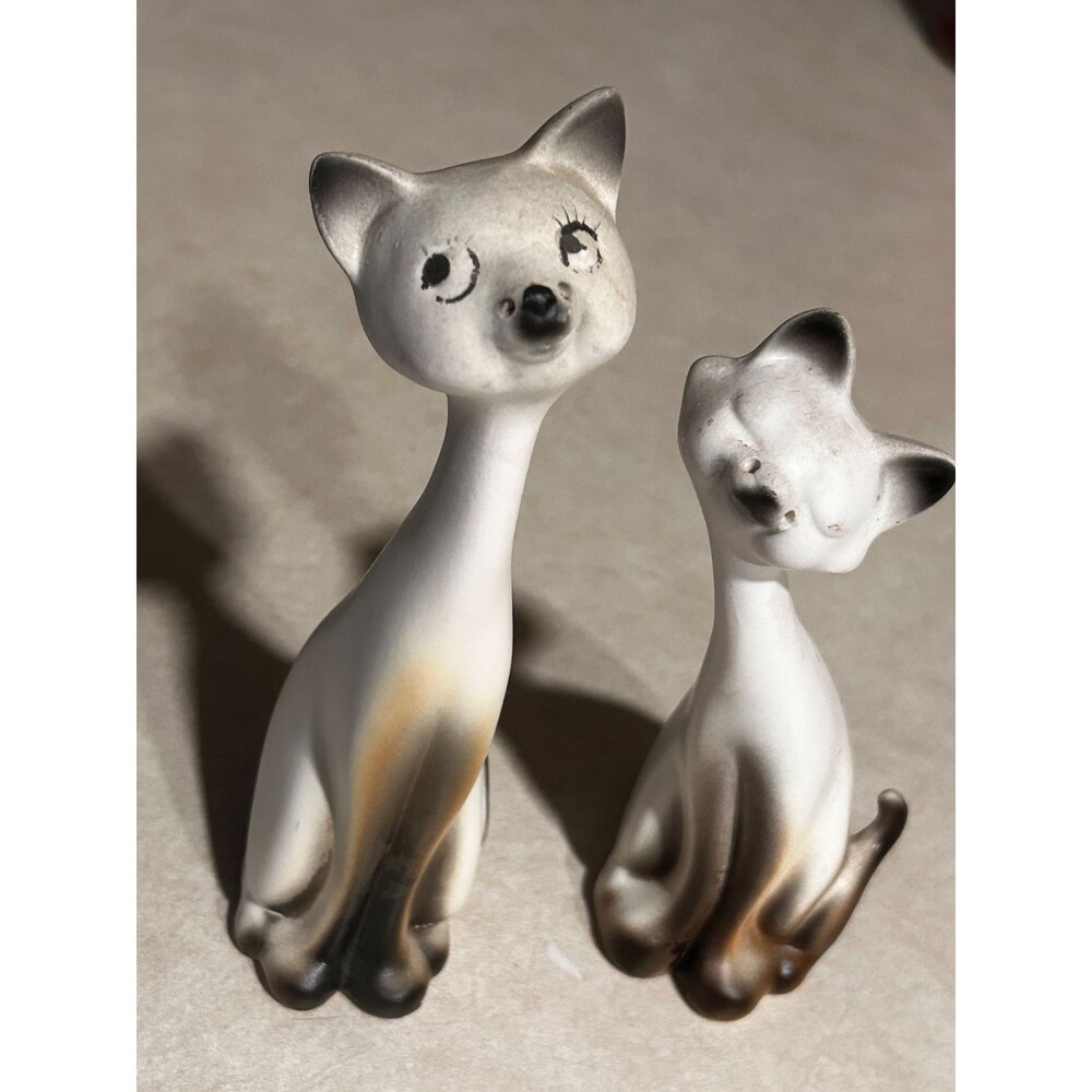 Vintage Signed Kreiss Siamese Cats Salt & Pepper Shakers